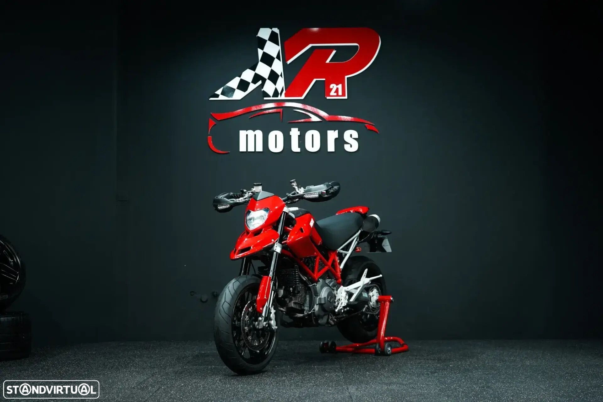 Ducati Hypermotard - 1