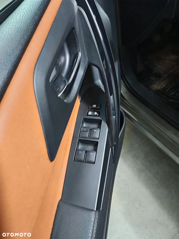 Toyota Auris 1.6 Prestige - 22