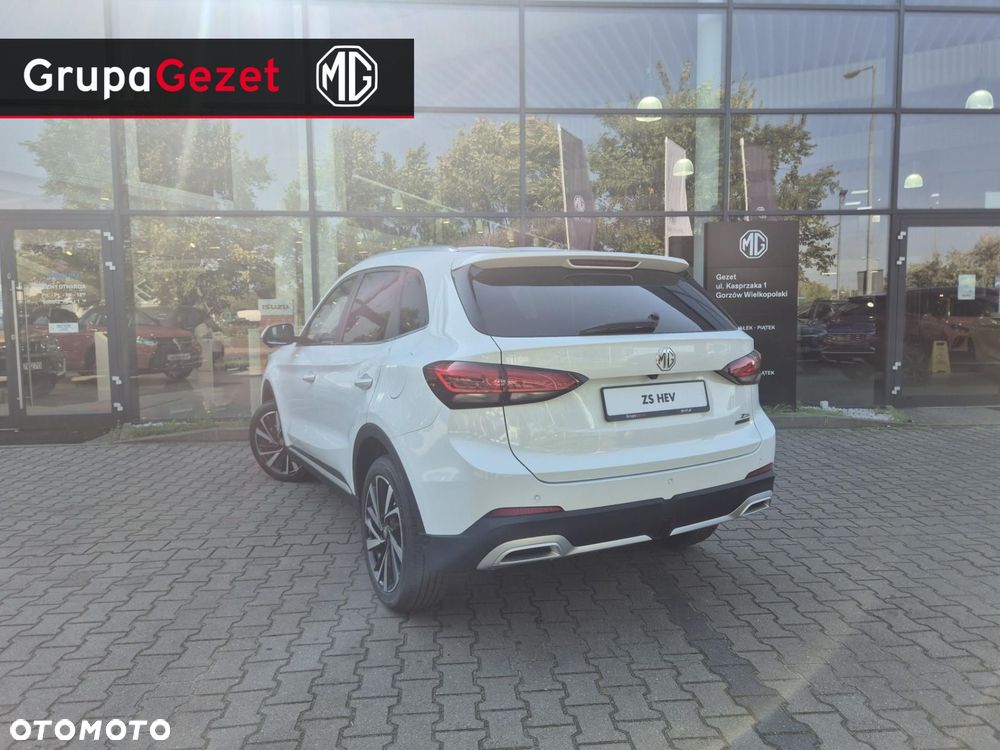 MG ZS - 4