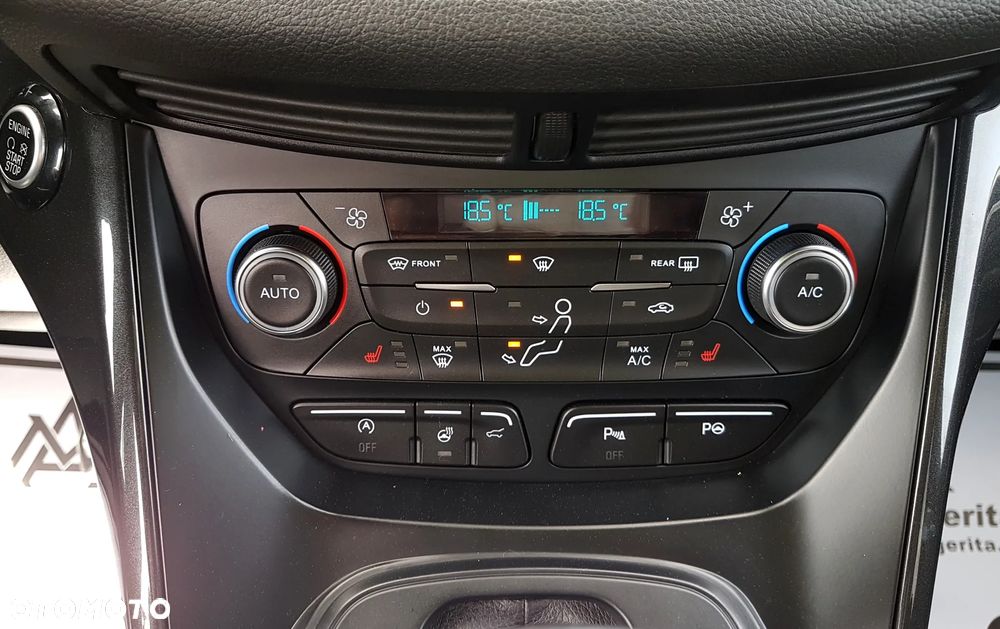 Ford Kuga 2.0 TDCi AWD ST-Line Black - 19