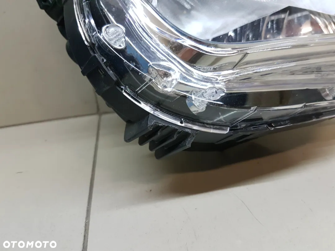 KIA PRO CEED GT HALOGEN PRAWY LED DRL - 2