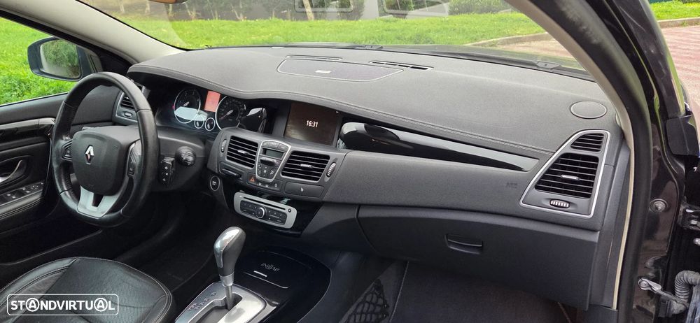 Renault Laguna 2.0 dCi Initiale Aut. - 25