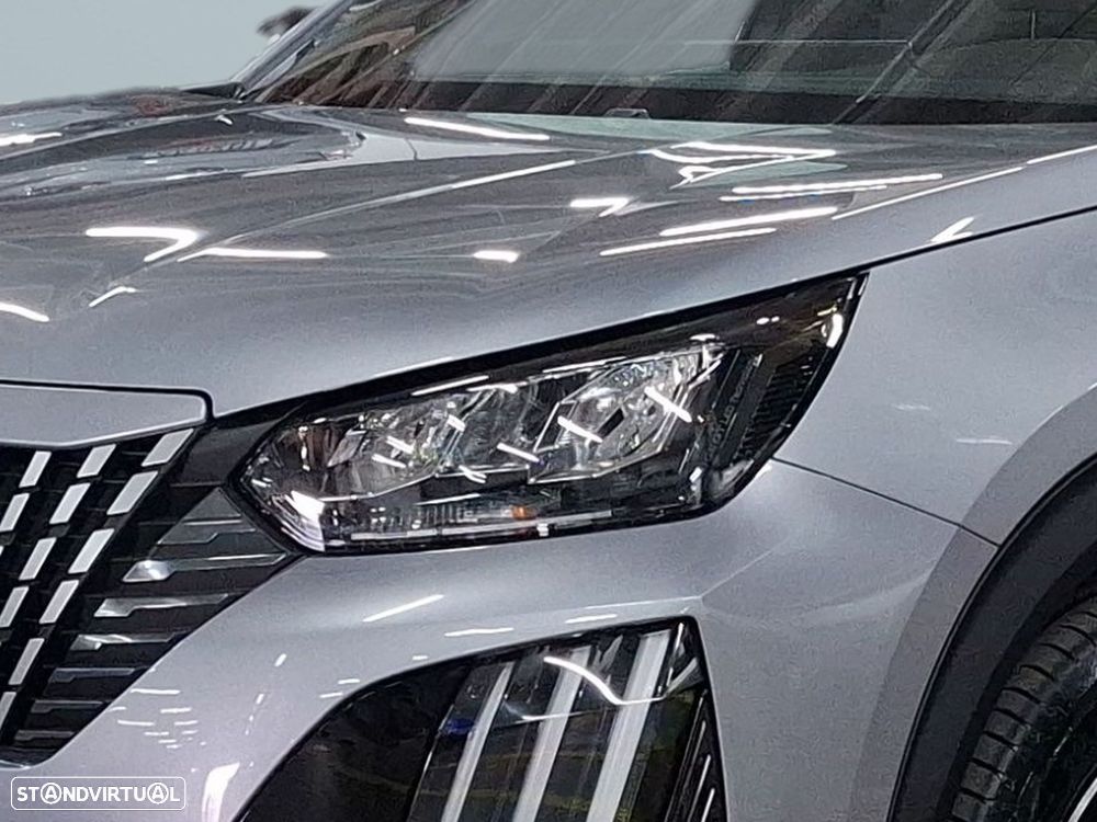 Peugeot 2008 1.2 Hybrid Allure e-DCS6 — photo 3