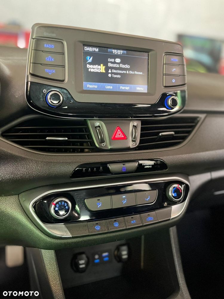 Hyundai i30 1.4 Passion Plus - 4
