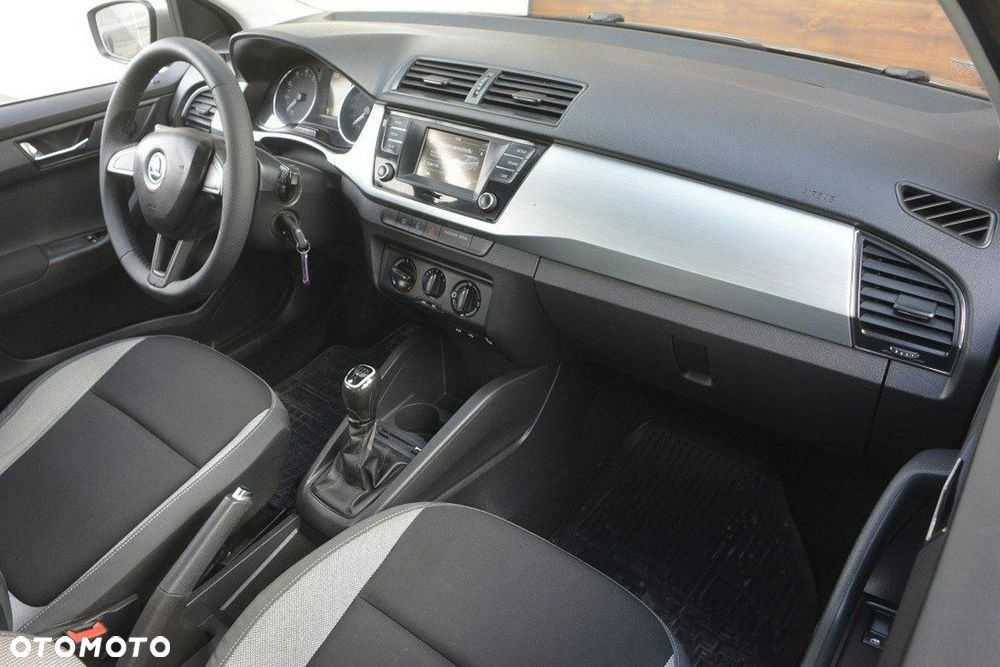 Skoda Fabia - 13