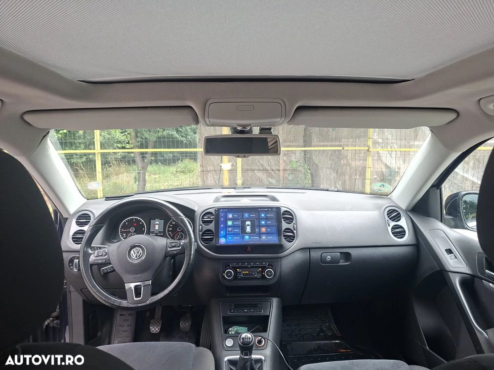 Volkswagen Tiguan - 11