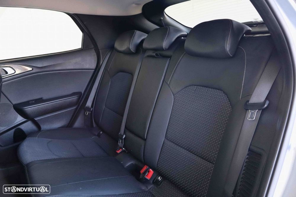 Kia XCeed 1.6 GDi PHEV Tech - 21