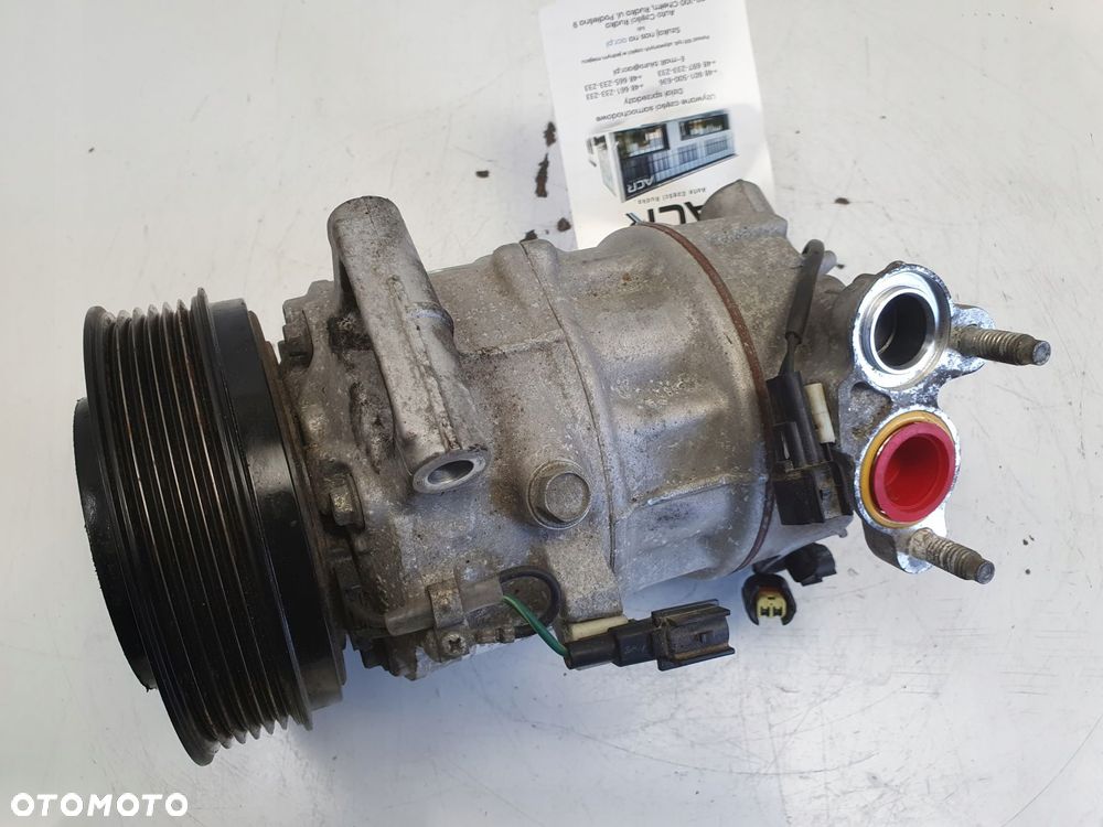 SPRĘŻARKA KLIMATYZACJI Volvo V40 II 2.0 D D2 _ pompa P31469966 - 3