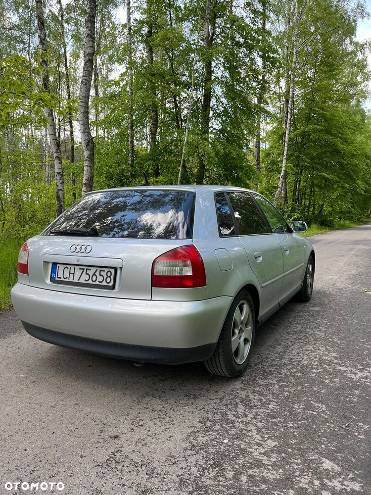 Audi A3 Sportback 1.9 TDI Attraction - 1