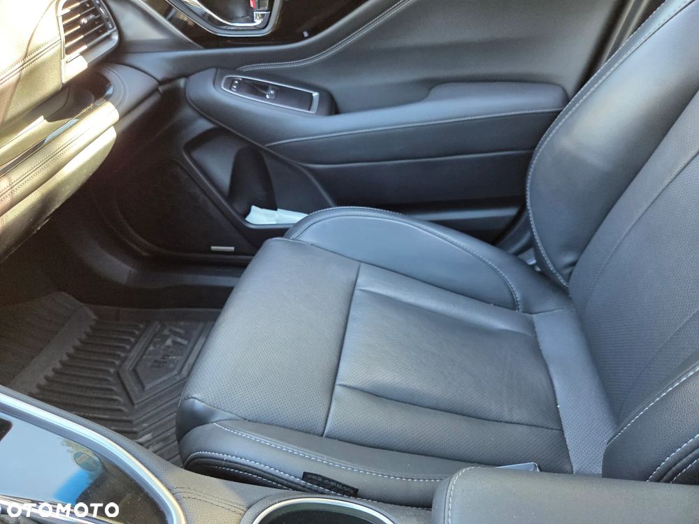 Subaru Outback - 11