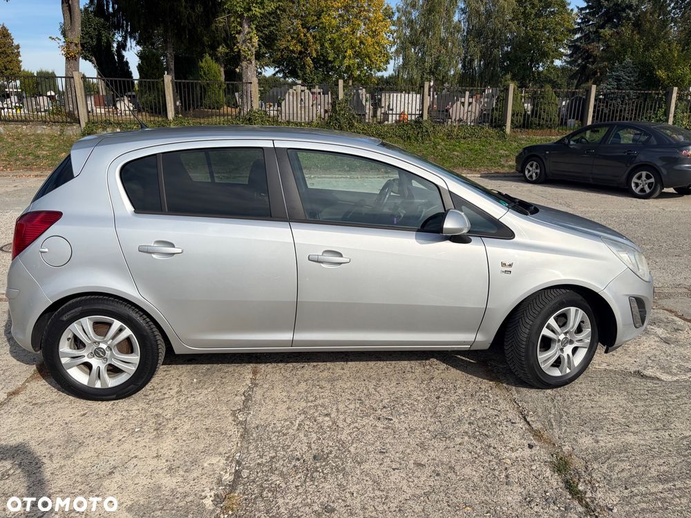 Opel Corsa 1.4 16V EcoFLEX Start-Stop 150 Jahre - 14