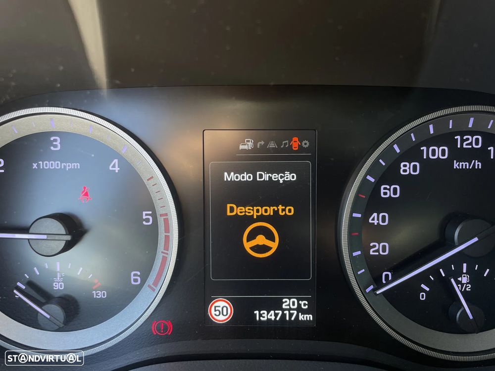 Hyundai Tucson 1.7 CRDi Executive - 24