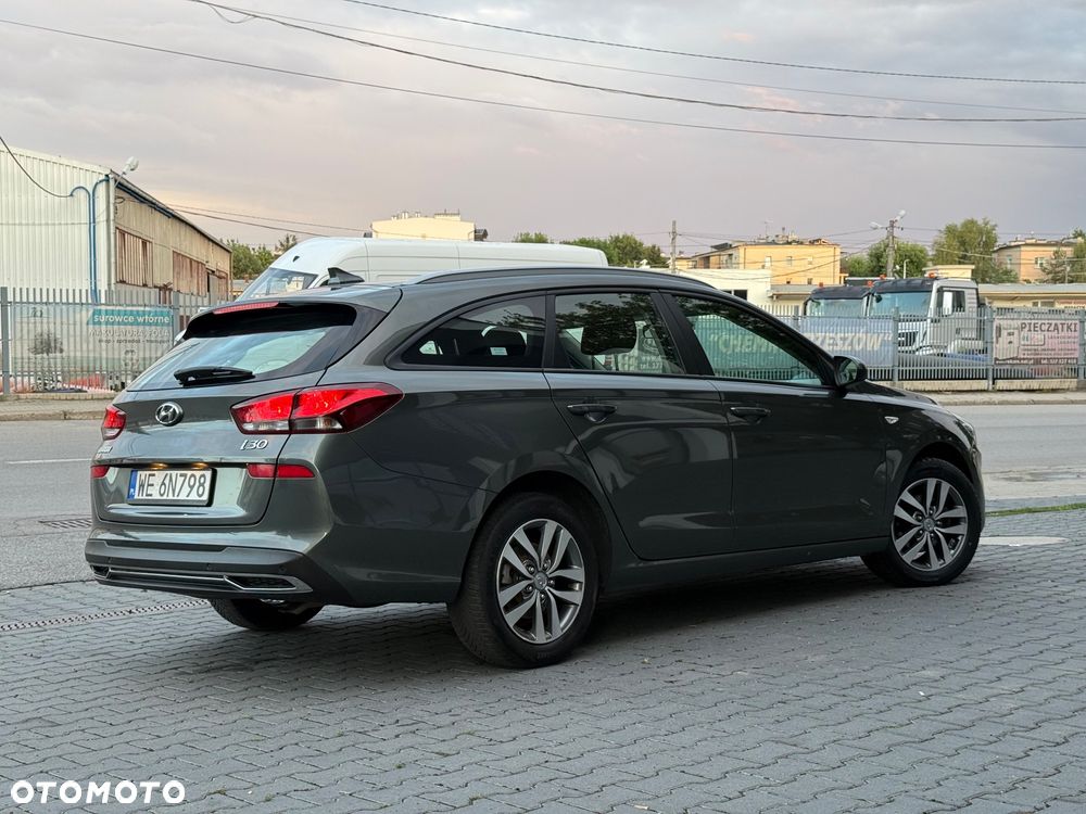 Hyundai i30 1.5 DPI Comfort - 3