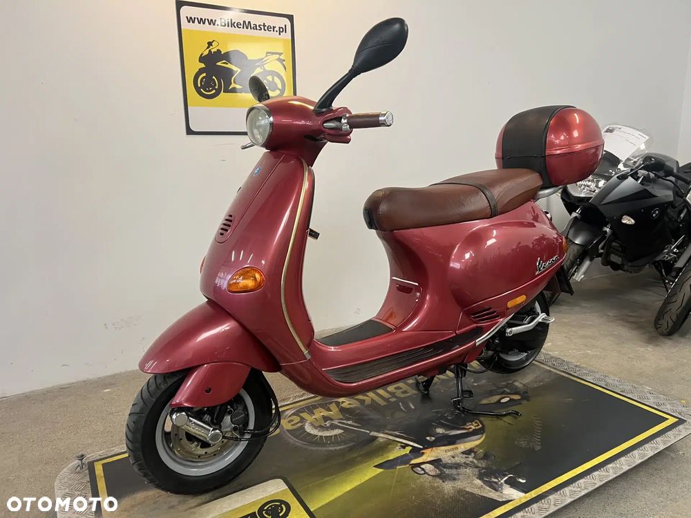 Piaggio Vespa - 4