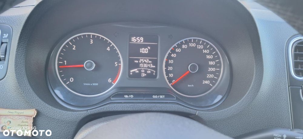 Volkswagen Polo 1.6 TDI Blue Motion Technology Comfortline - 6