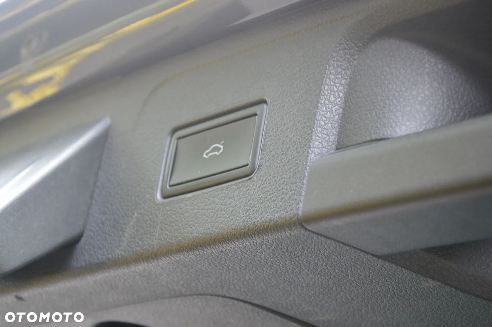 Volkswagen Passat 2.0 TDI EVO Business - 25