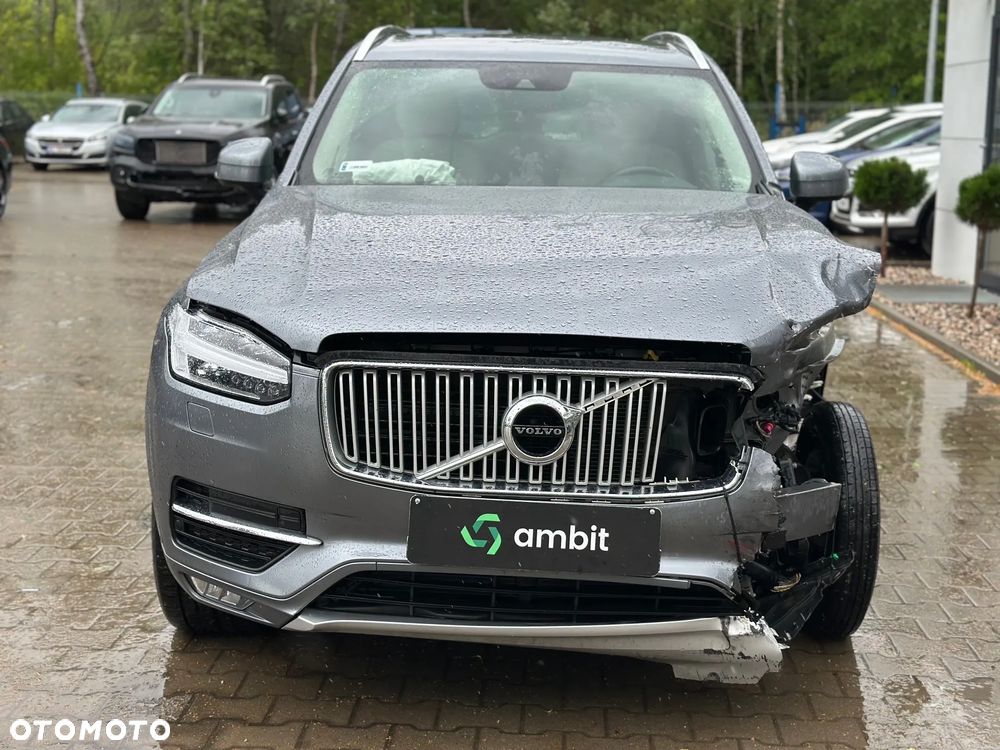 Volvo XC 90 - 2