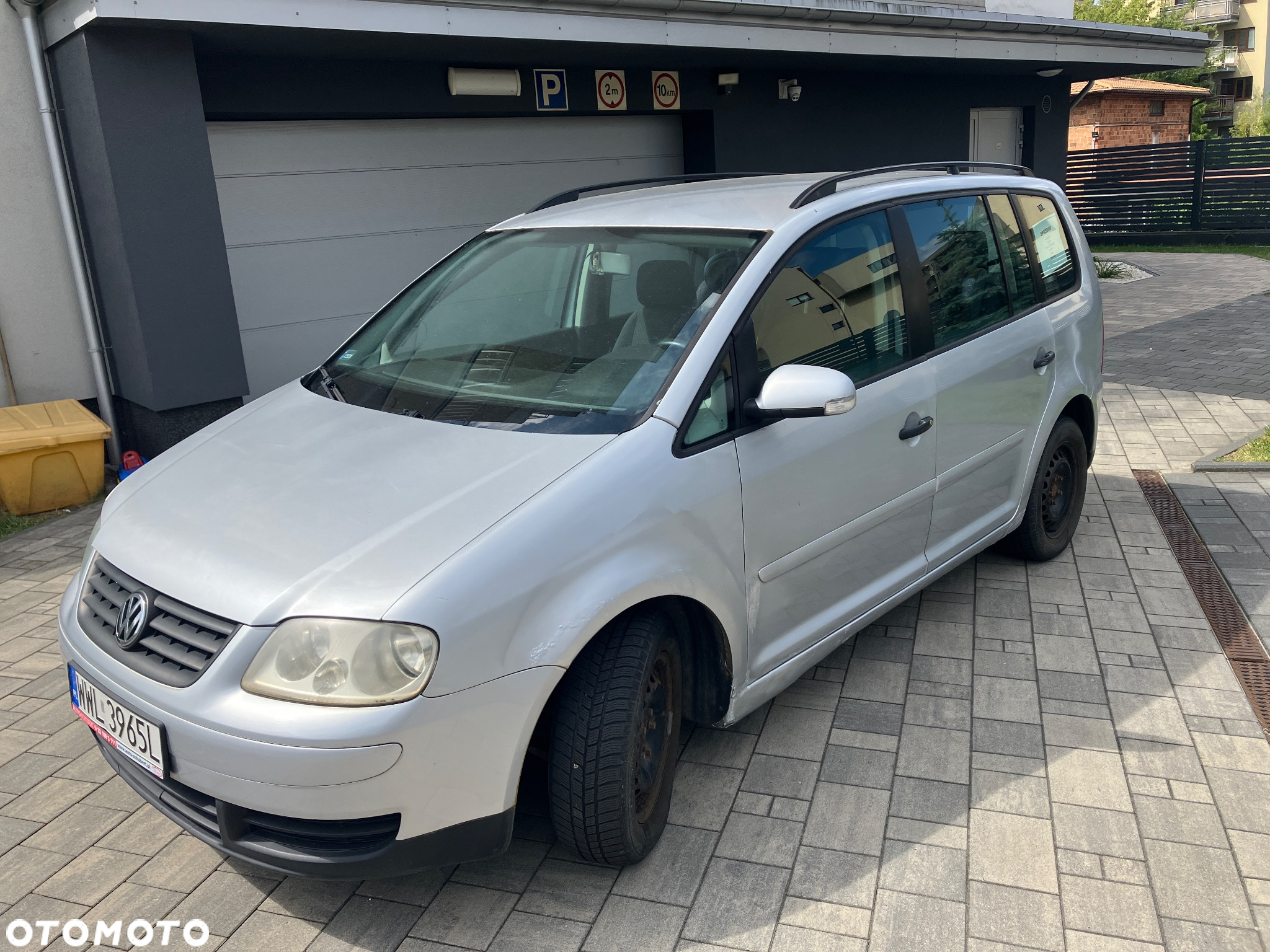 Volkswagen Touran - 2