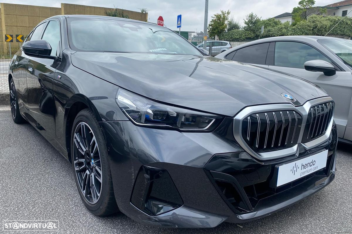 BMW 520 d Pack Desportivo M - 2
