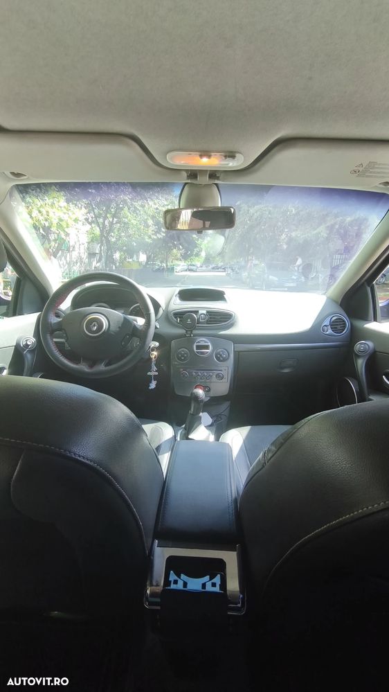 Renault Clio III 1.6 16V Dynamique - 7