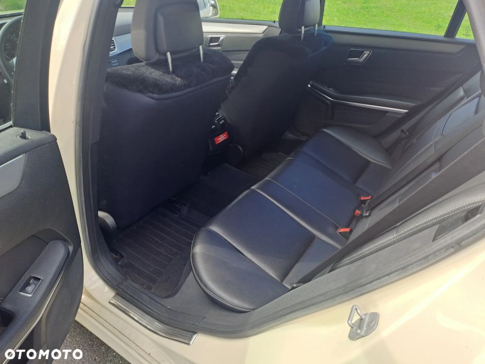 Mercedes-Benz Klasa E 220 BlueTEC BlueEFFICIENCY Edition 9G-TRONIC Edition - 6