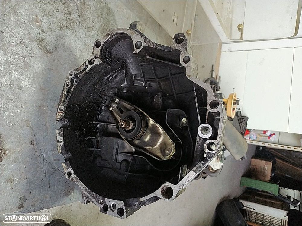 Caixa De Velocidades Volkswagen Passat (3B2) - 4