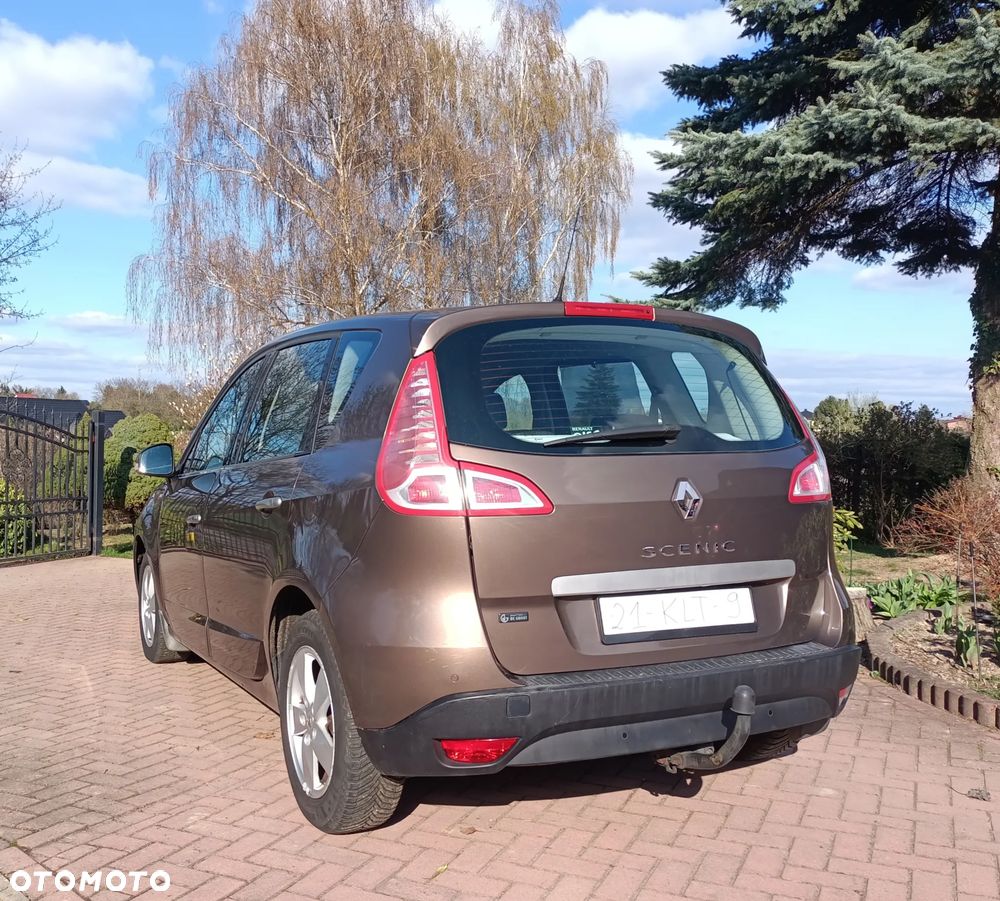 Renault Scenic 2.0 16V 140 CVT Dynamique - 6