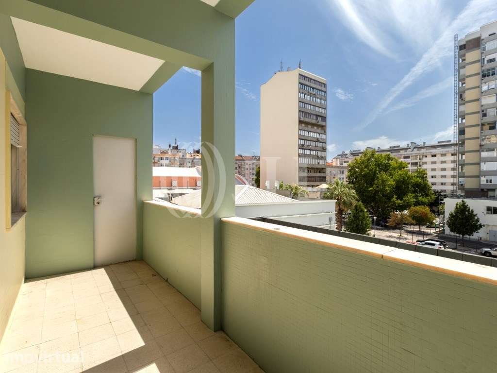 Apartamento T4 estacionamento no Lumiar em Lisboa - Grande imagem: 2/31