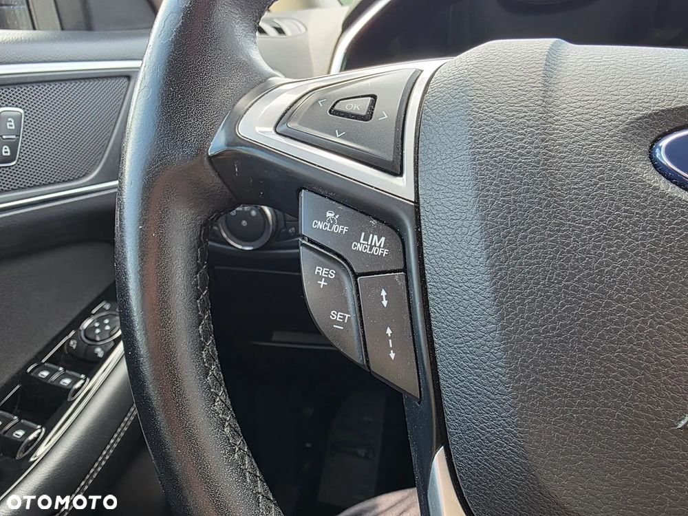 Ford S-Max 2.0 EcoBlue Titanium - 19