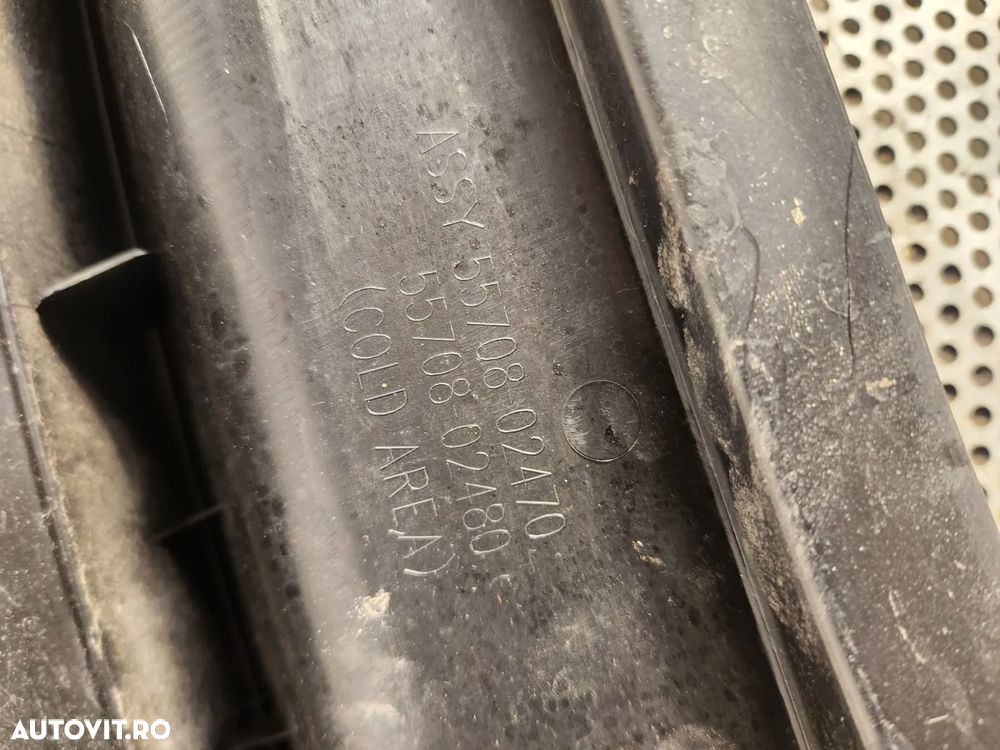 Grila Stergatoare Toyota Auris An 2015-2016-2017-2018 Facelift Volan Stanga Cod - - Dezmembrari Ara - 5