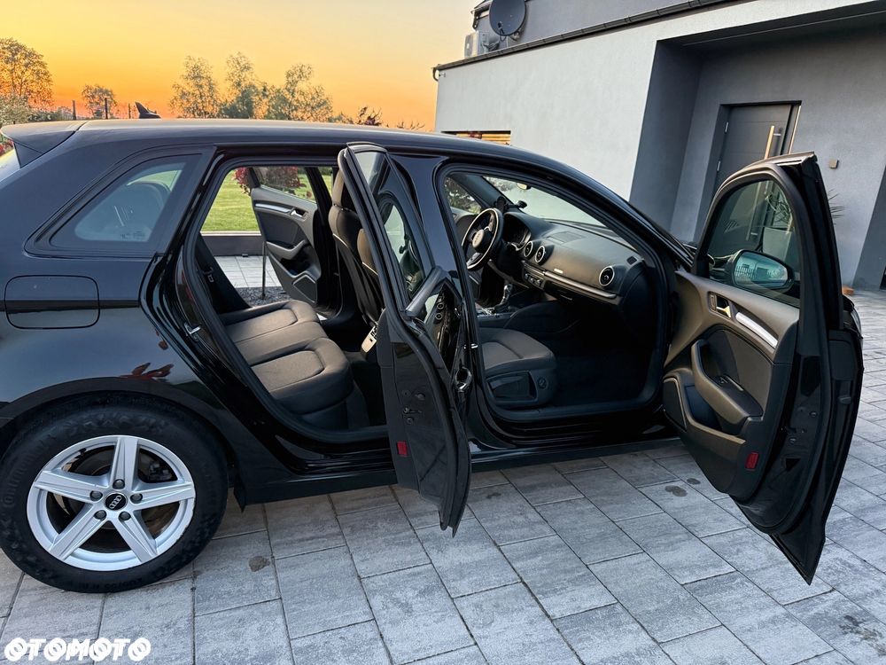 Audi A3 Sportback 2.0 TDI S tronic - 3