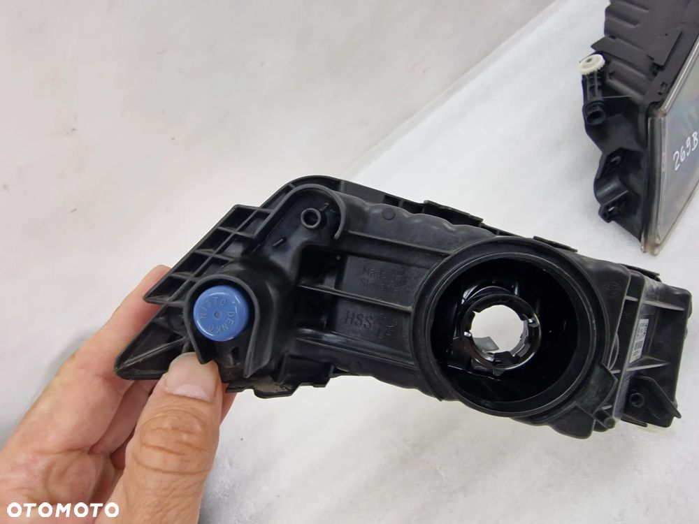 SKODA SUPERB 3 III 3V0 14- LEWY / PRAWY HALOGEN , NR 3V0941699A / 3V0941700A , NR AUKCJI H269 - 5