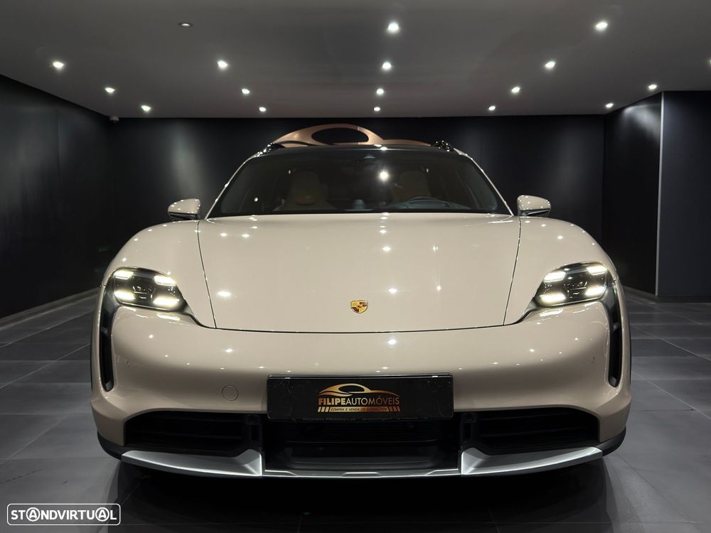 Porsche Taycan Cross Turismo Turbo - 2