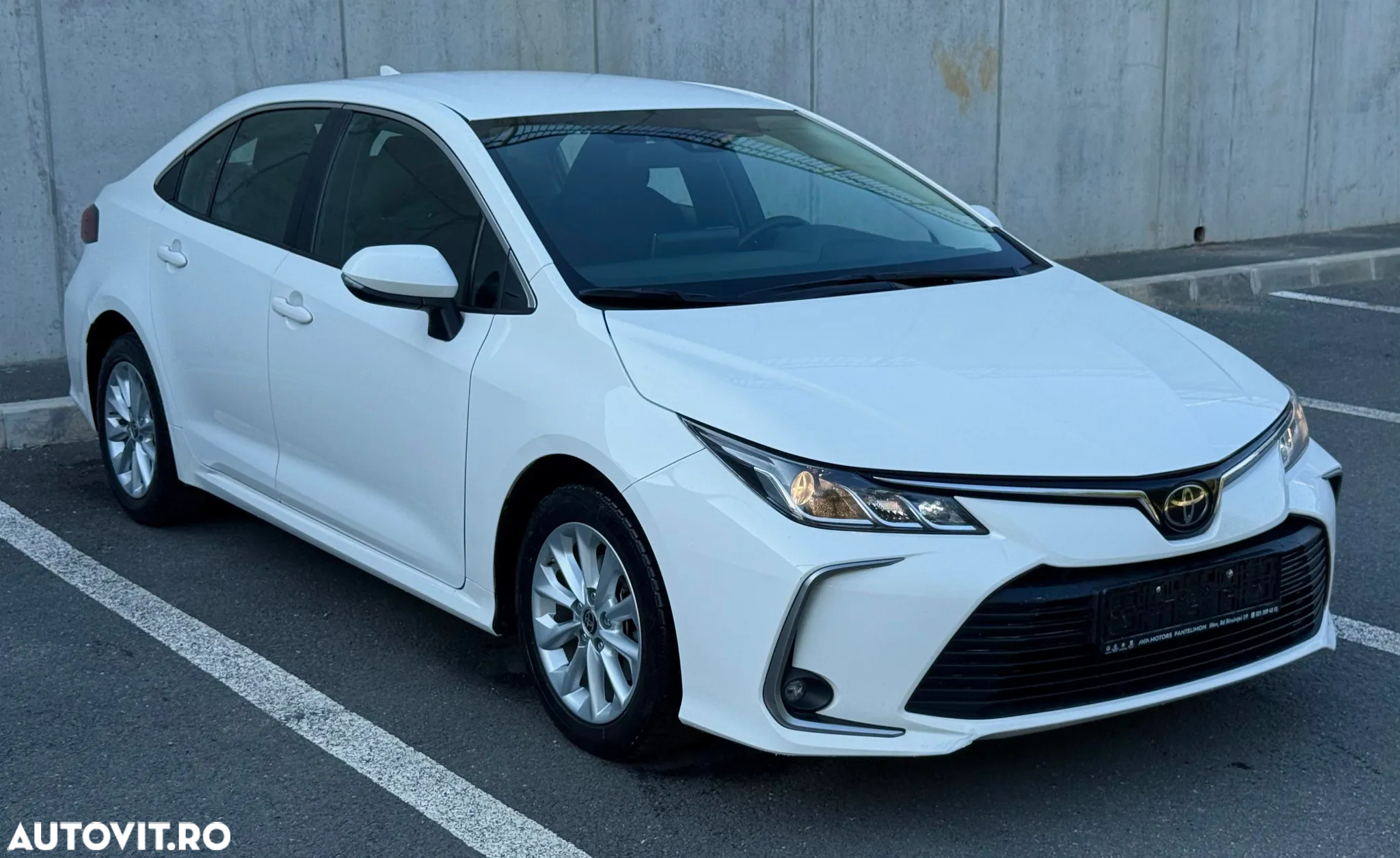 Toyota Corolla Sedan 1.5 TNGA MT Business - 2