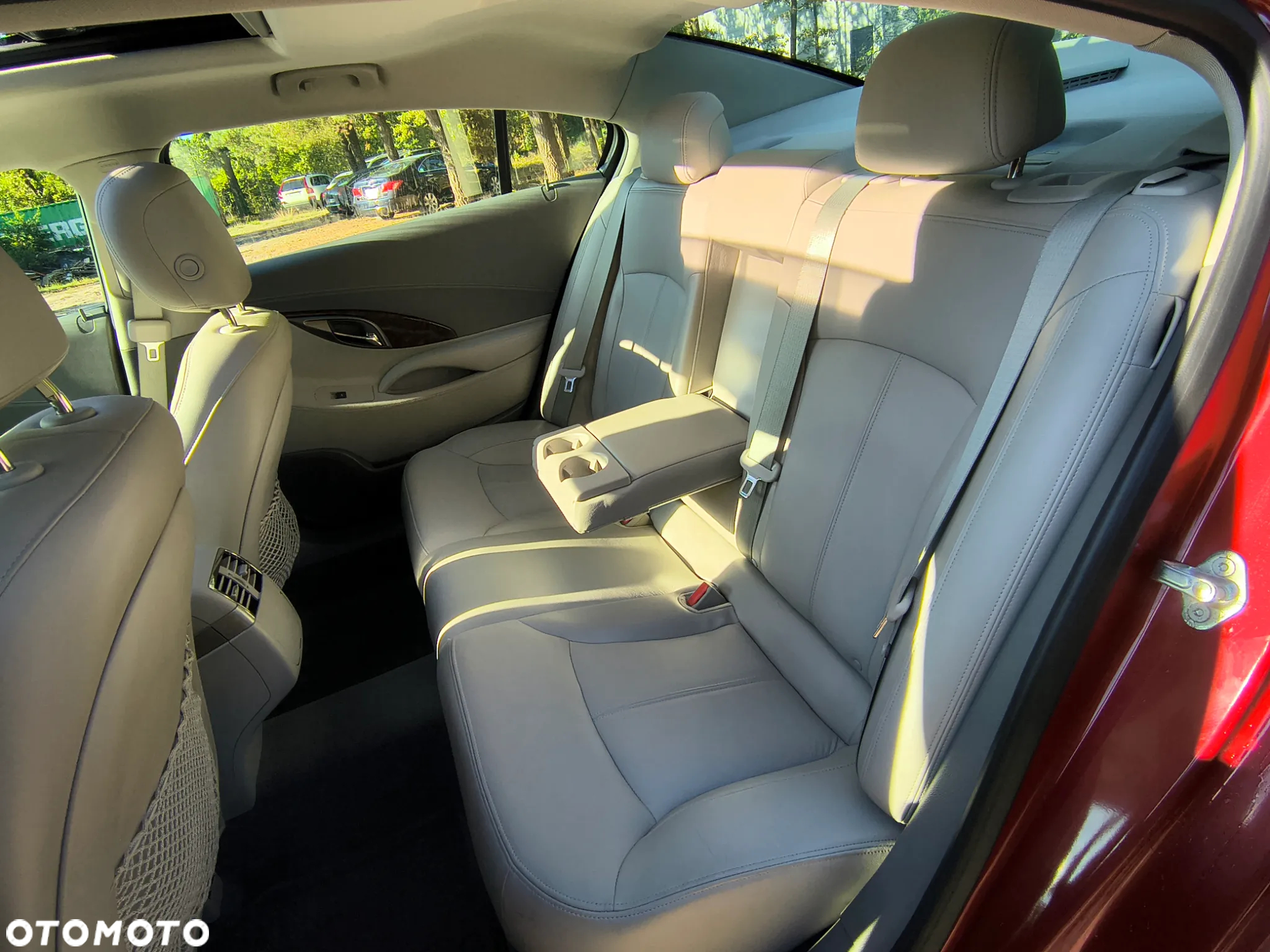 Buick Lacrosse - 30