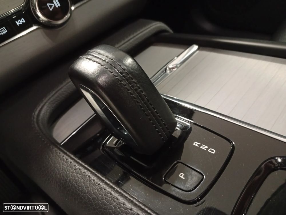 Volvo XC 90 2.0 T8 PHEV Inscription AWD - 32