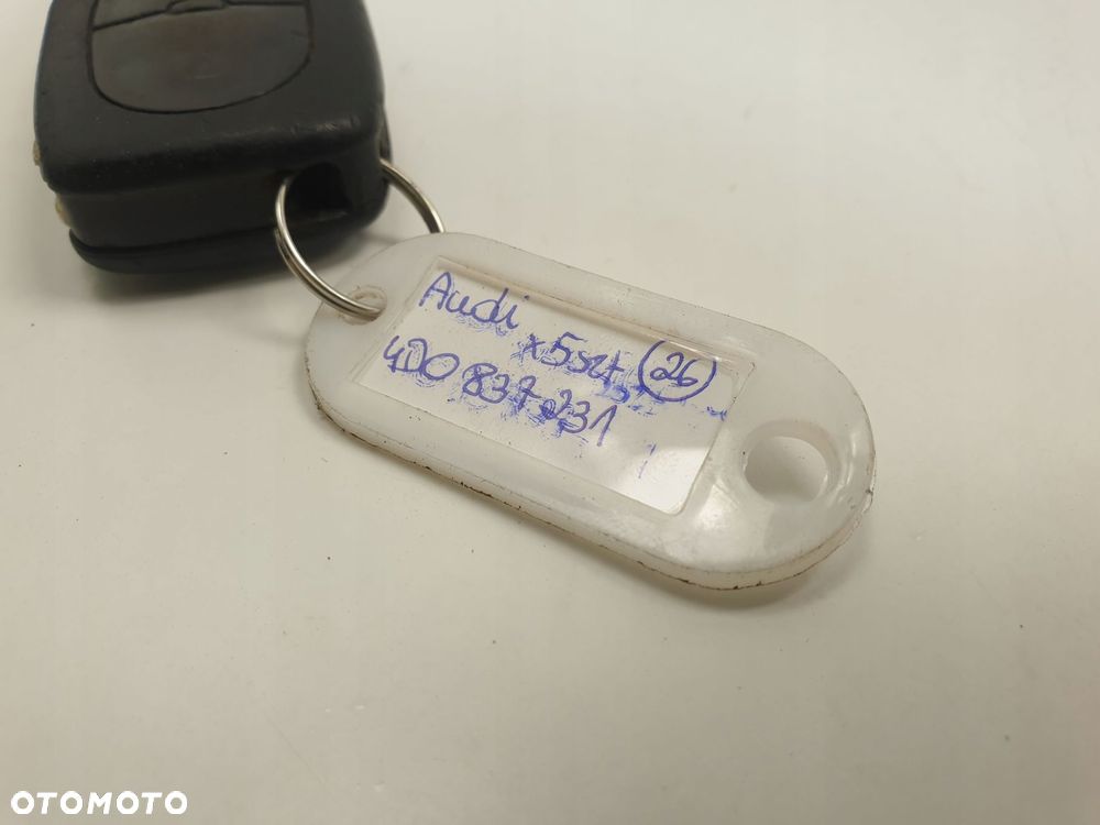 KLUCZYK PILOT AUDI A3 A4 A6 4D0837231 - 2