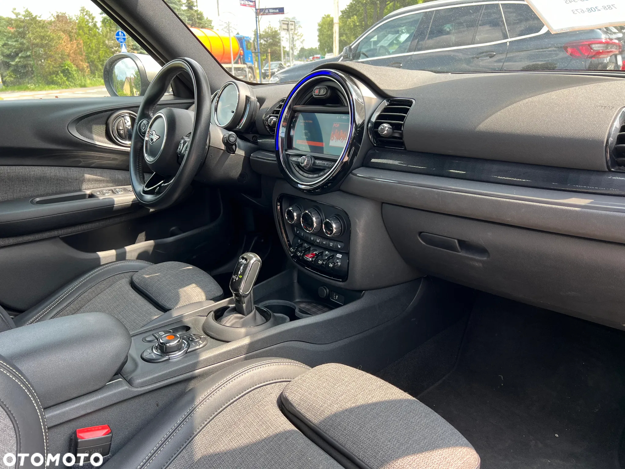 MINI Clubman Cooper D Essential Trim - 22