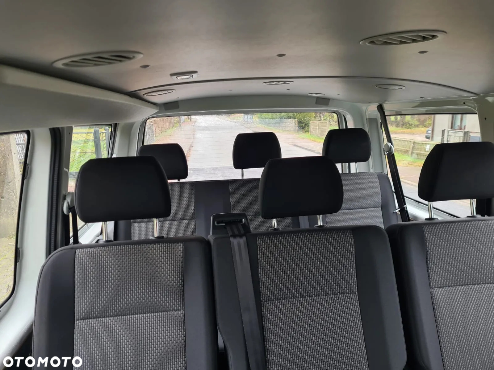 Volkswagen Transporter - 14