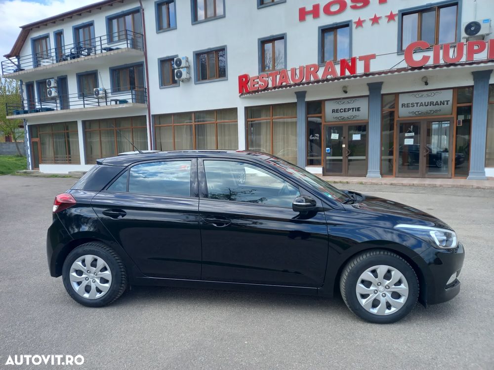 Hyundai i20 1.1 CRDi - 16