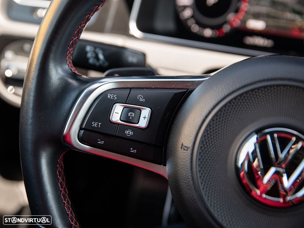 VW Golf 2.0 TSI GTI DSG Performance - 18