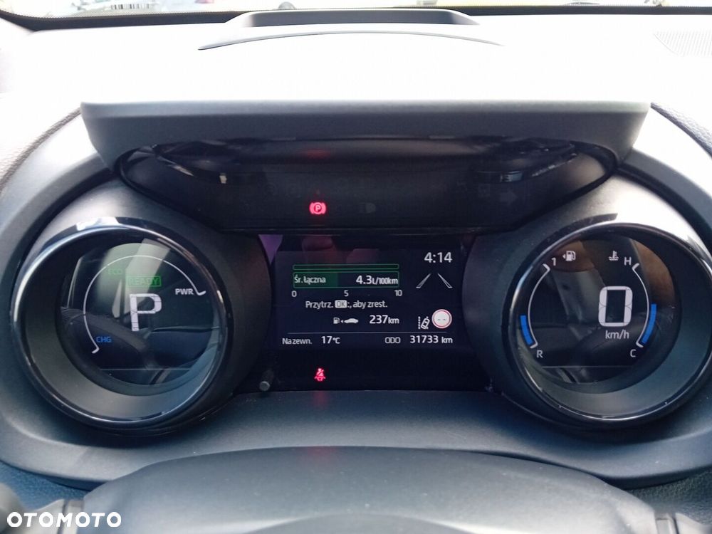 Toyota Yaris Hybrid 1.5 Selection Style - 16