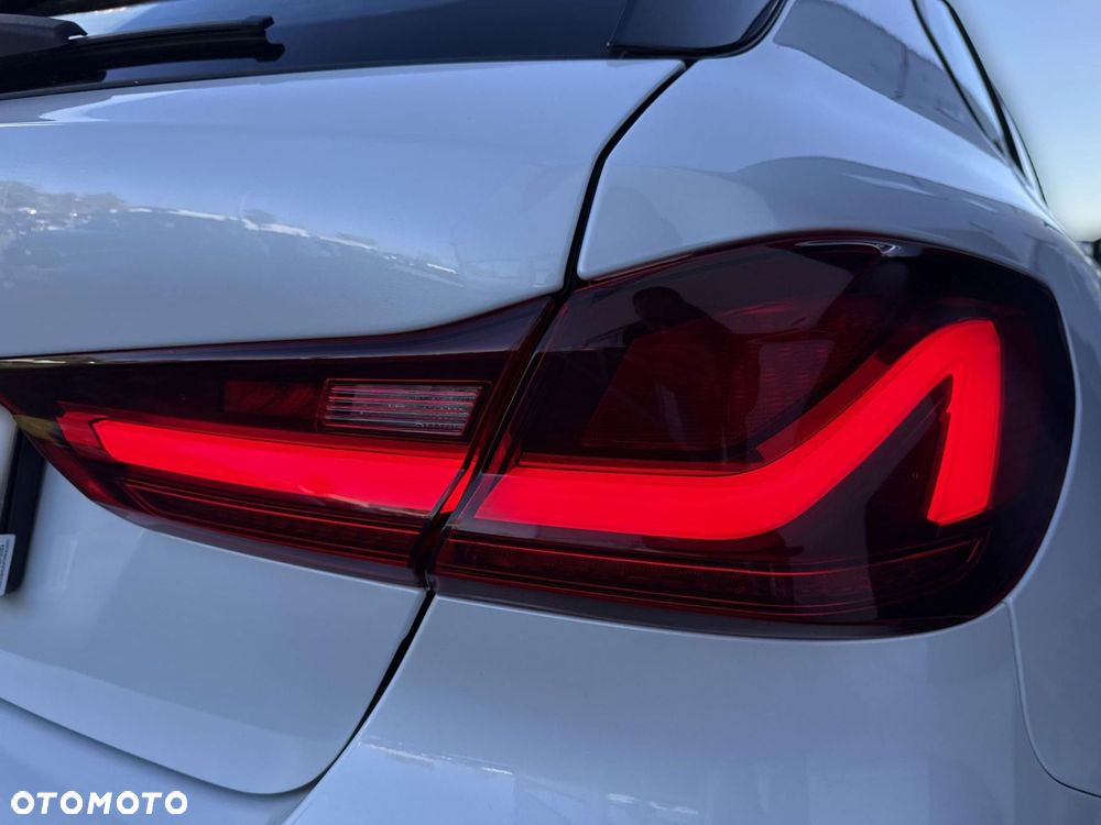 BMW Seria 1 - 21
