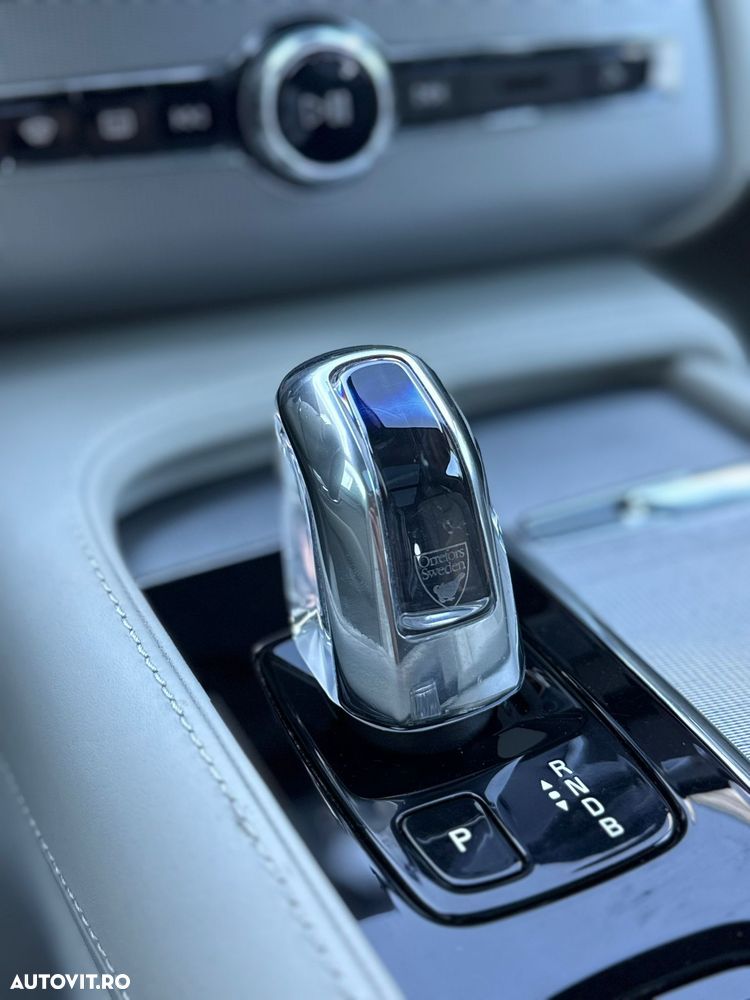 Volvo XC 90 T8 AWD Twin Engine Geartronic Inscription - 10