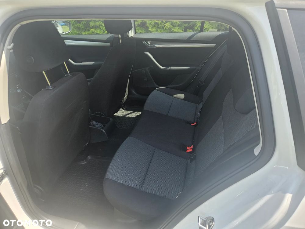 Skoda Octavia 1.6 TDI Active - 3