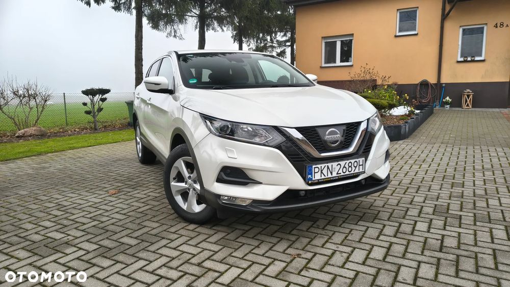Nissan Qashqai 1.6 DIG-T 360 - 1