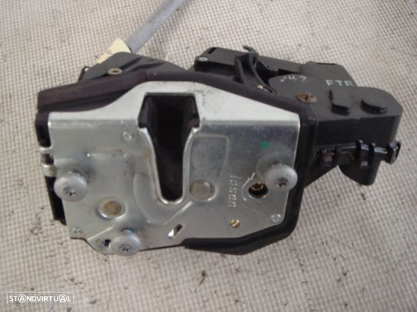 Fecho Da Porta Frente Dto Bmw 3 (E46) - 2