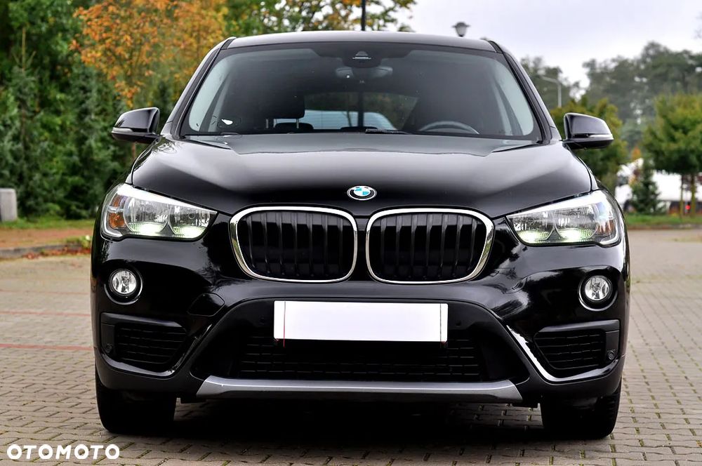 BMW X1 sDrive18d Business Edition - 10