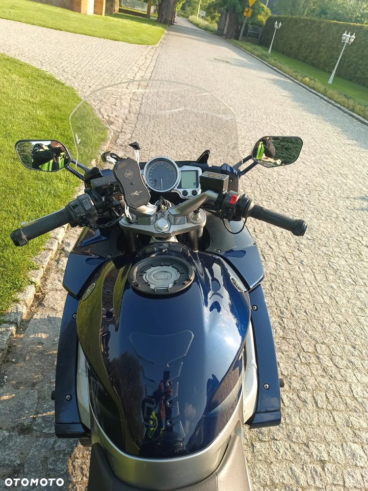 Yamaha FJR - 2
