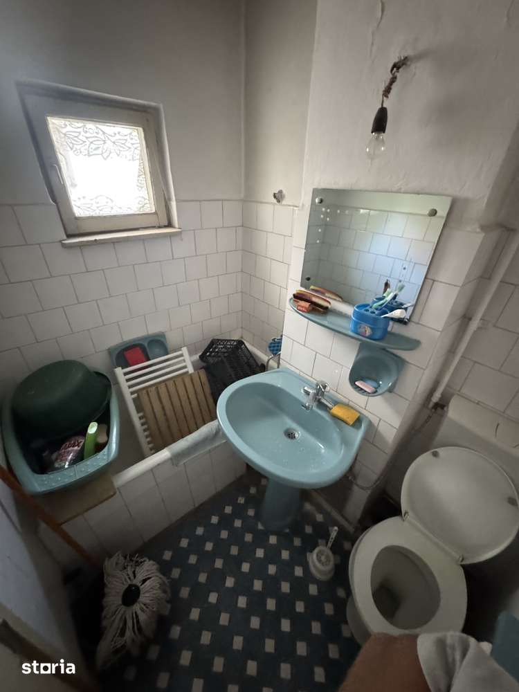 De vanzare apartament cu 3 camere zona Cina - Imagine principală: 2/18